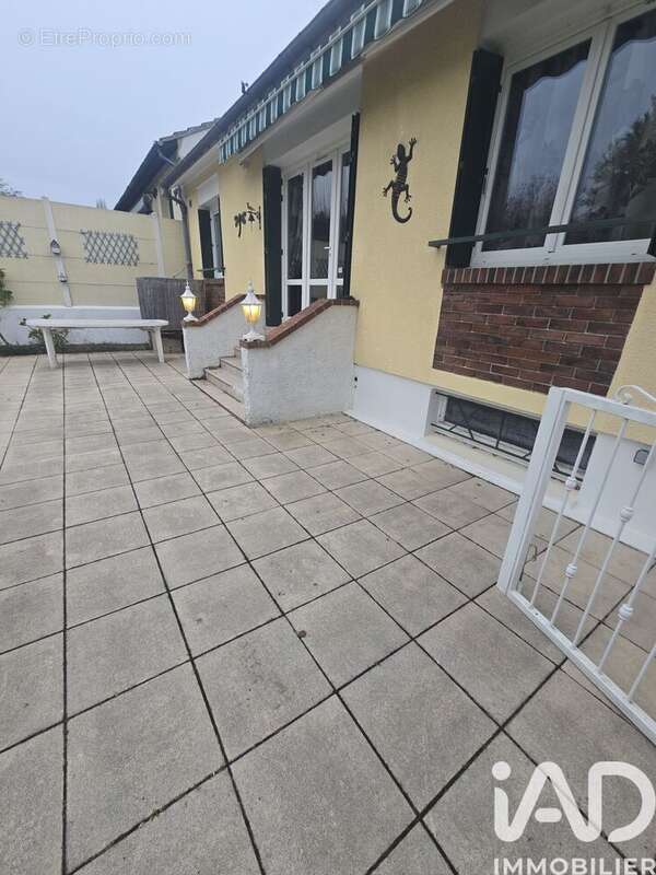 Photo 2 - Maison à OEUILLY