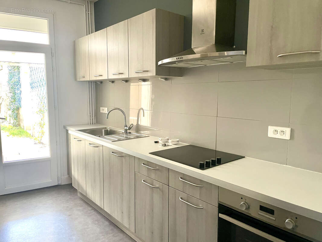 Maison à CHATELLERAULT