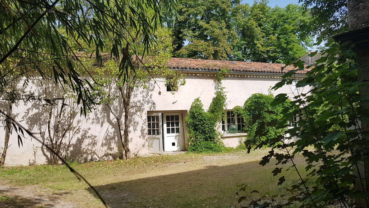 Maison à LUSSANT