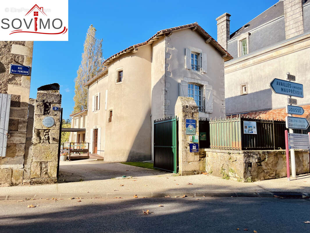 Maison à PAYROUX
