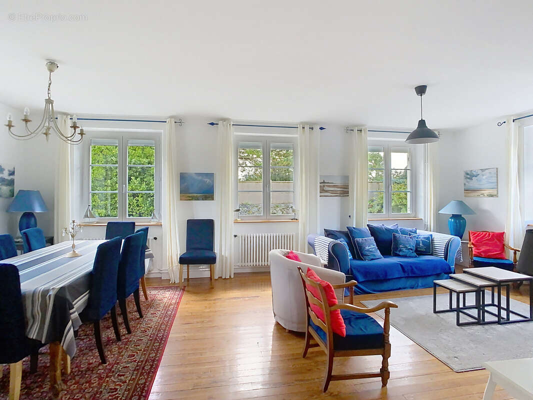 Maison à QUINEVILLE