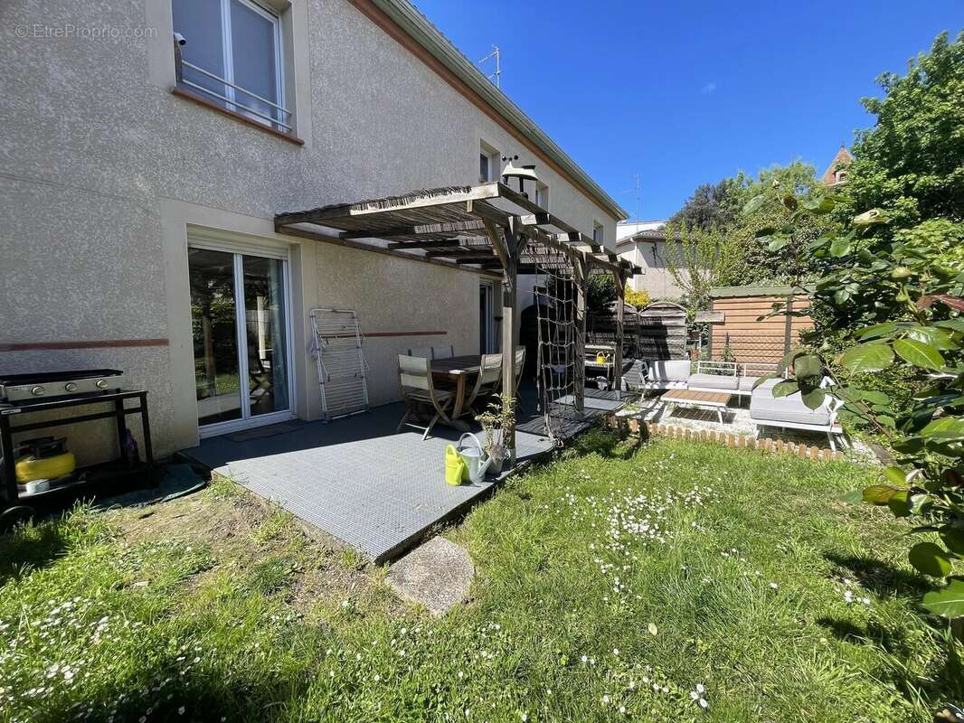 Maison à VILLENEUVE-TOLOSANE