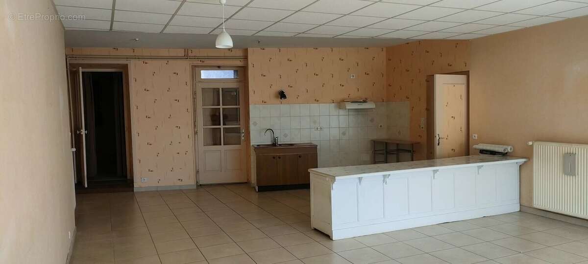 Maison à SAINT-BONNET-DE-JOUX