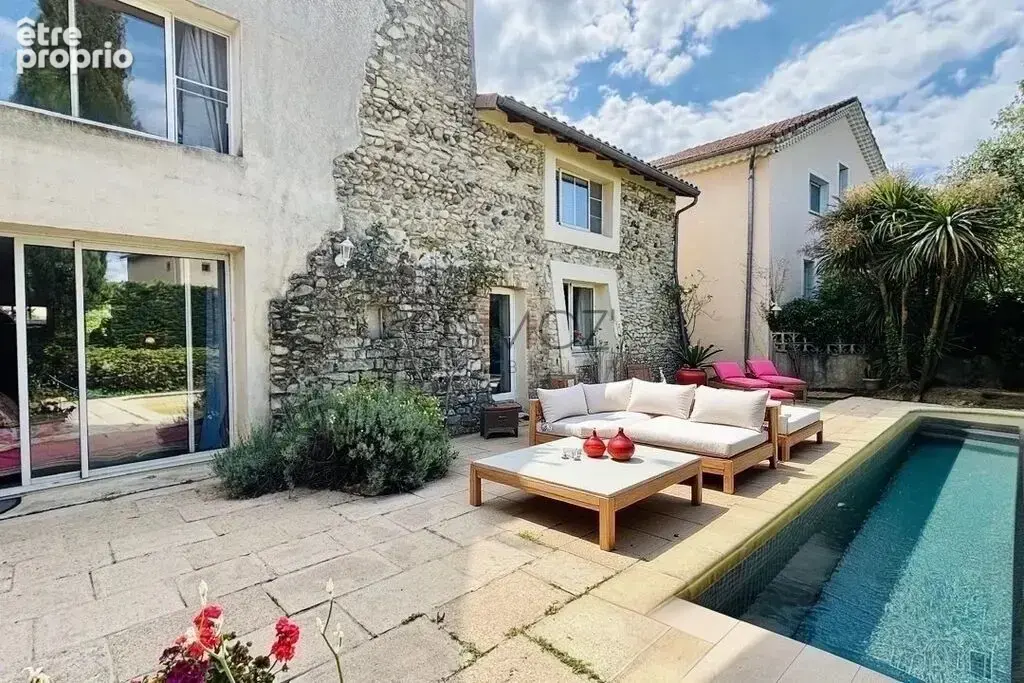 Maison 237m²-4 CHB-piscine-755m² - photo 2