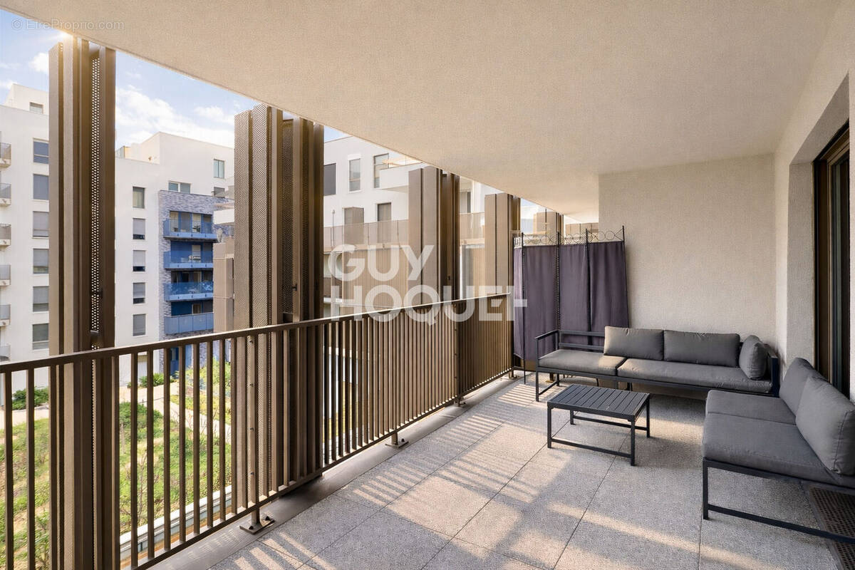 Appartement à AUBERVILLIERS