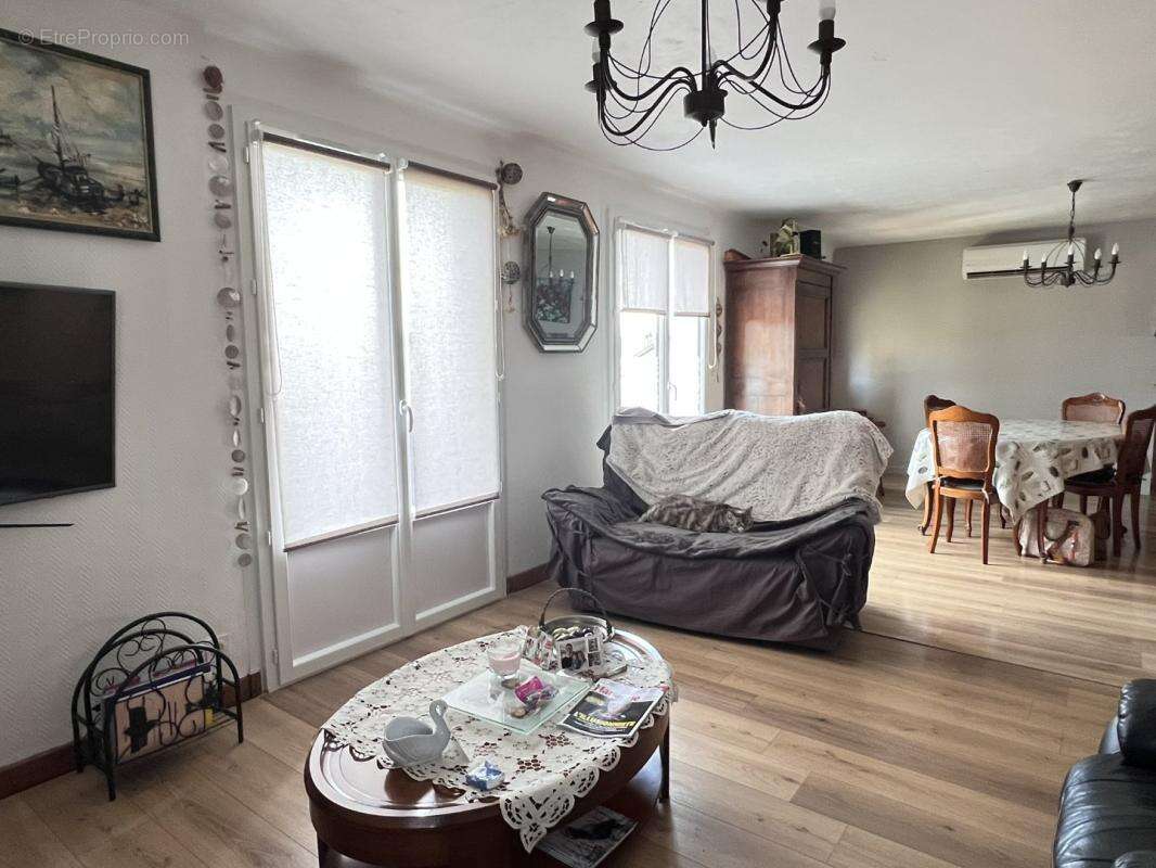 Appartement à LATRONQUIERE