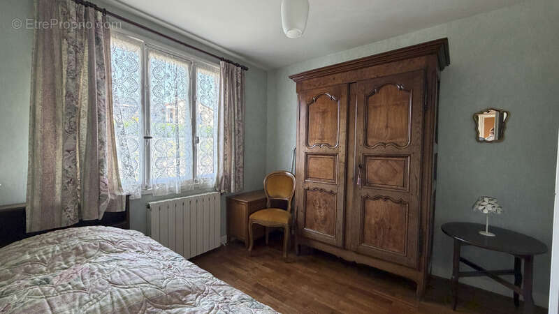 Maison à LA CLAYETTE