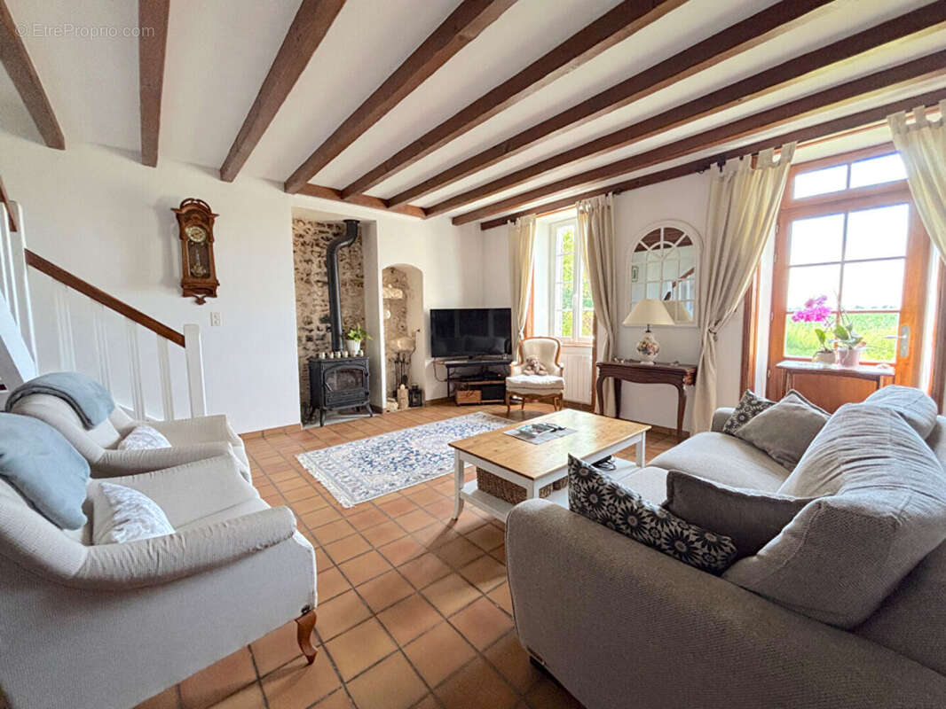 Maison à BALANZAC