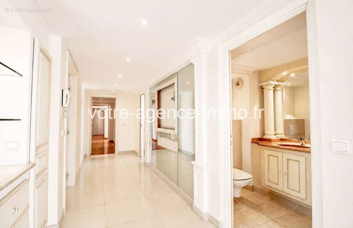Nice Lanterne - PENTHOUSE VUE MER 360° - 190 m² + 346 m² de terrasses - Dernier étage - 2 garages - photo 7