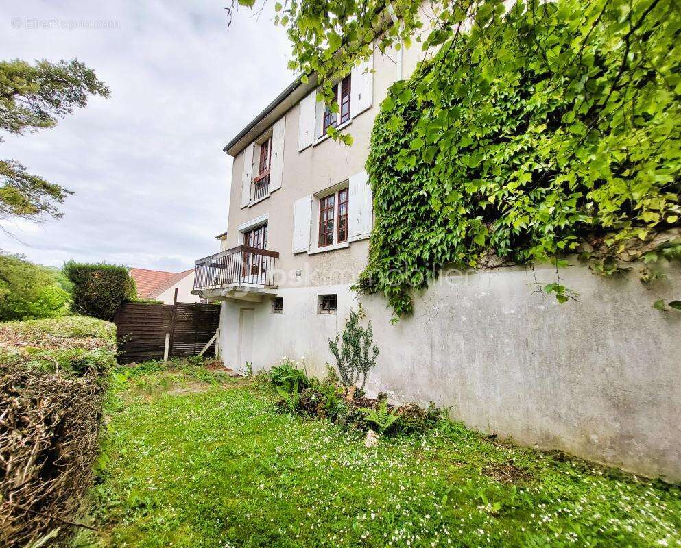 Maison à MONTATAIRE