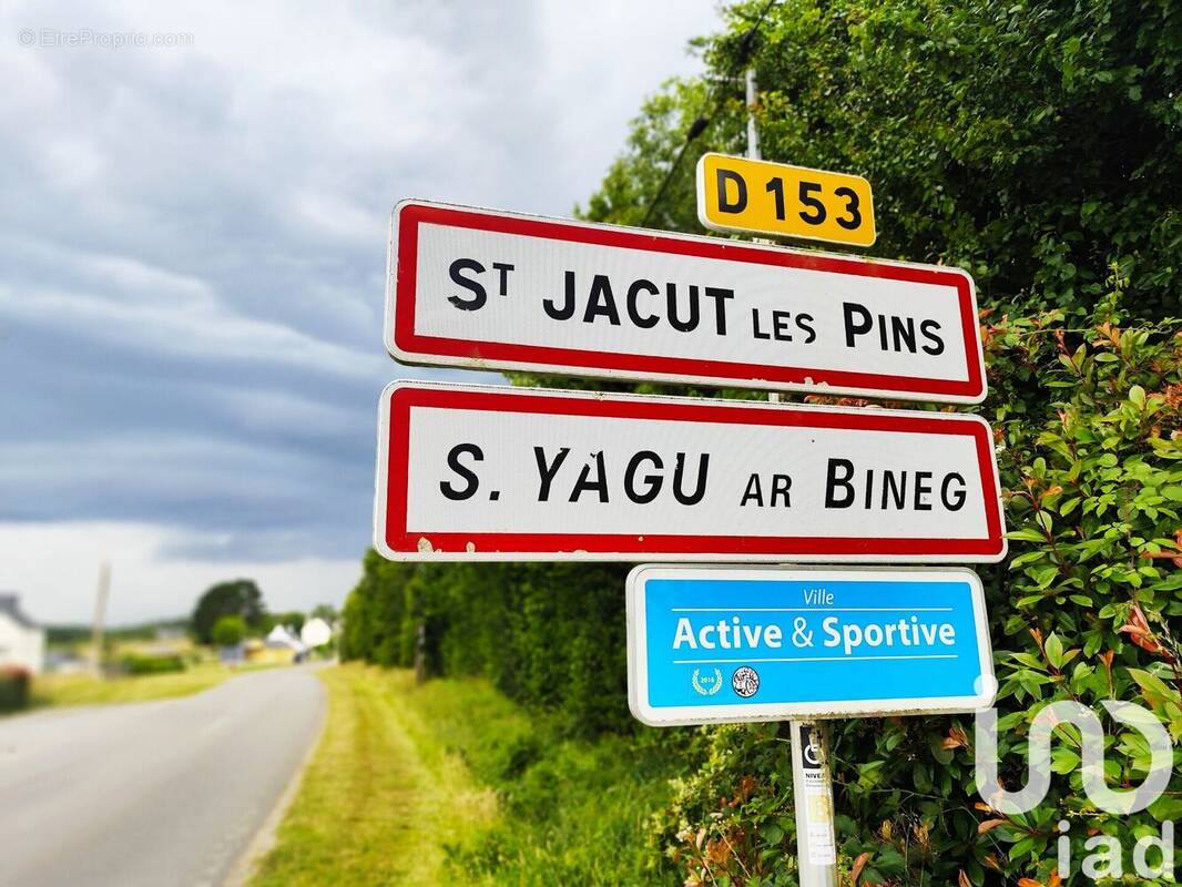 Photo 1 - Terrain à SAINT-JACUT-LES-PINS