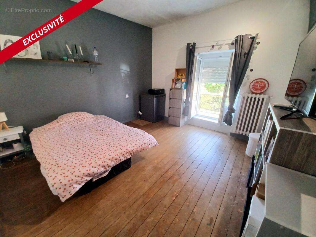 Maison à SAINT-CHRISTOPHE-DES-BOIS