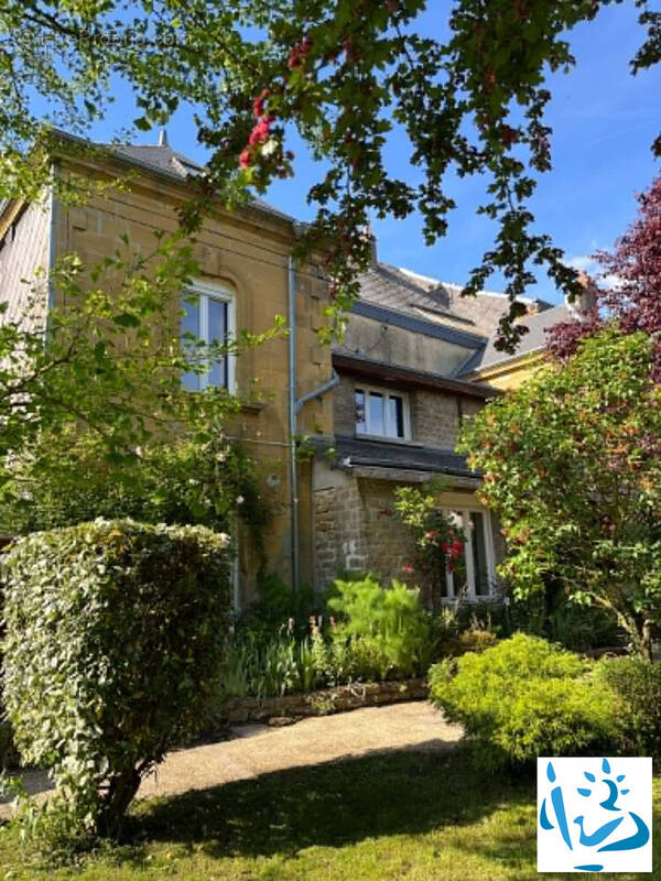 Maison à BALAN