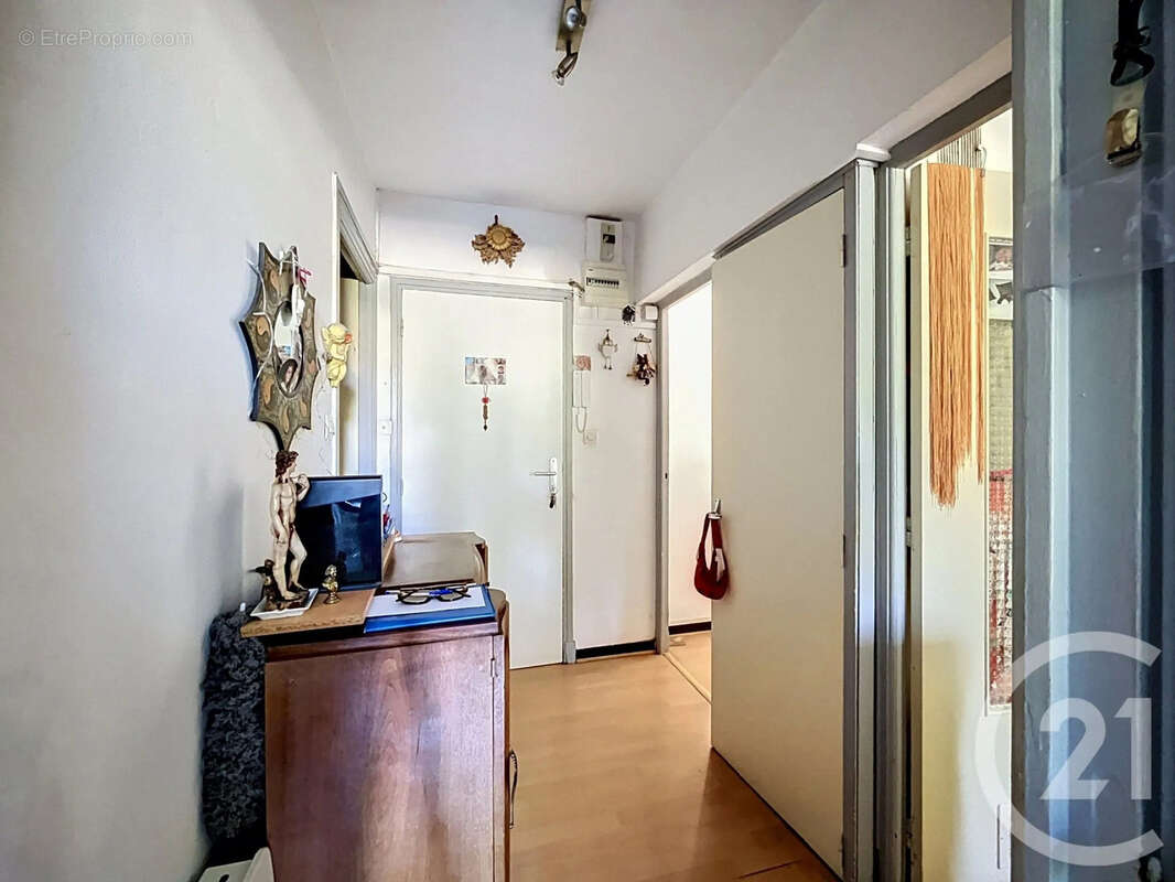 Appartement 44 m² à Sete  - photo 3