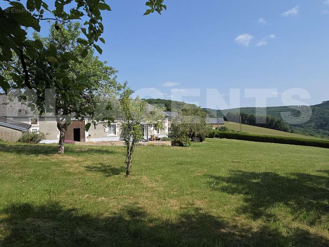 20250609_111622 - Maison à DUN-LES-PLACES