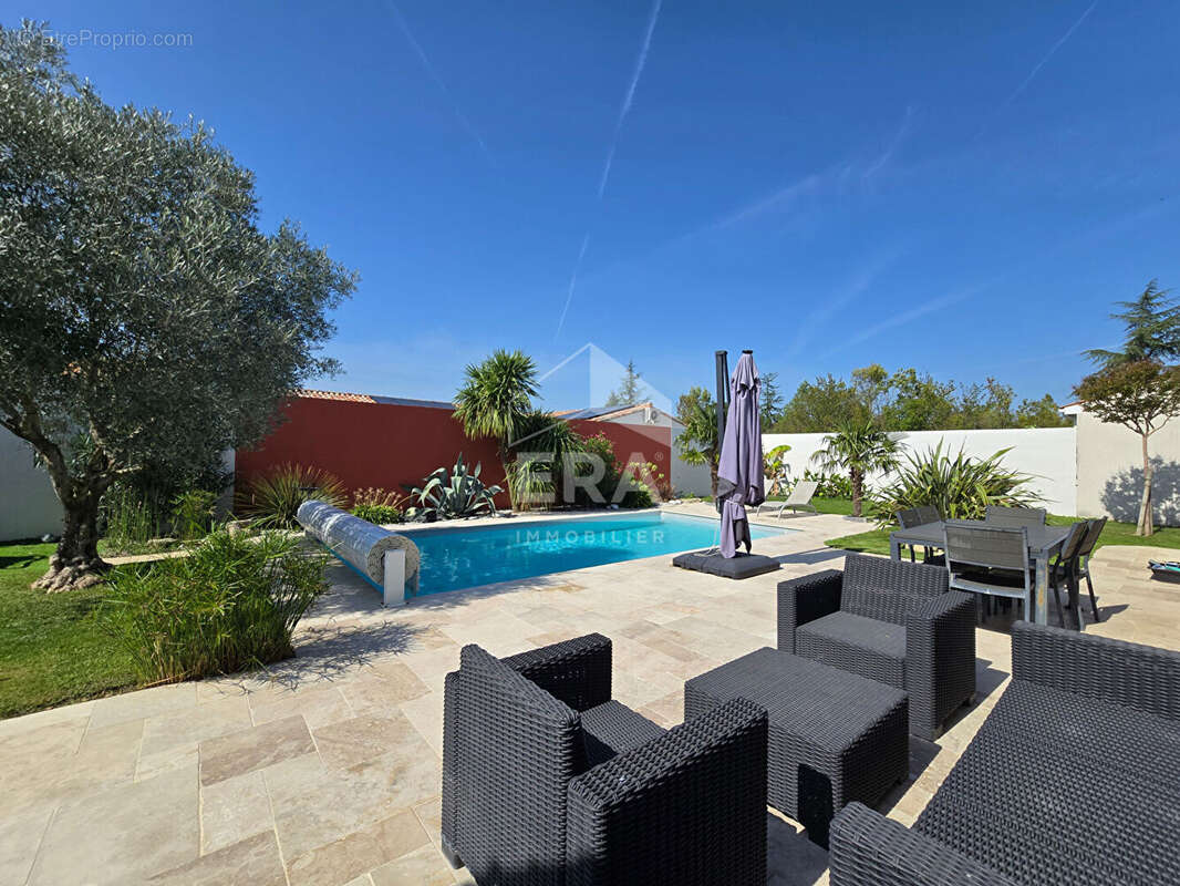 Maison à SAINT-SAUVEUR-D&#039;AUNIS