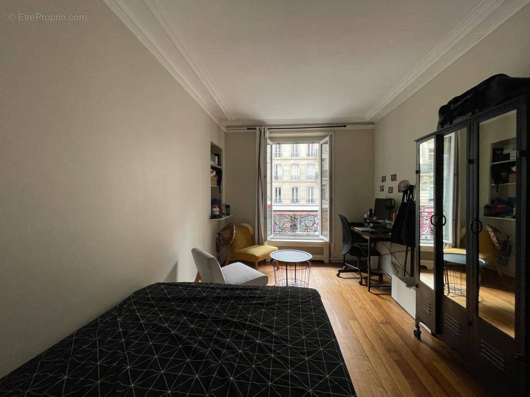 Appartement à PARIS-18E