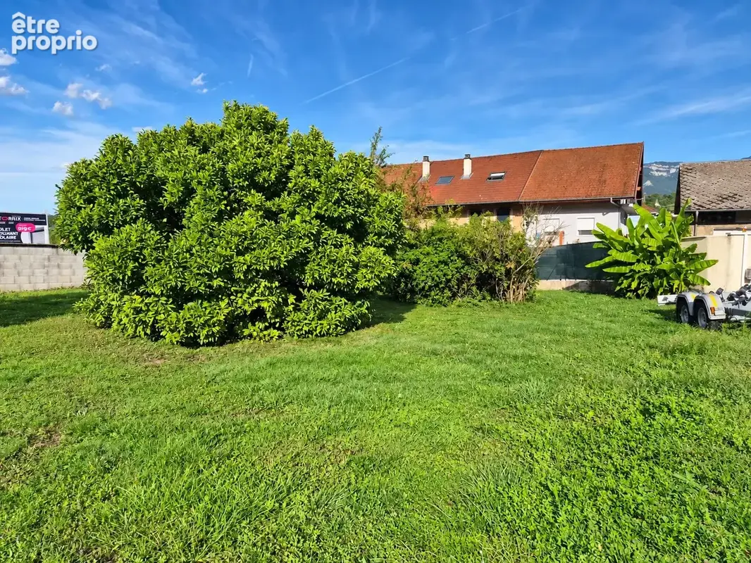 Photo Terrain à Gresy-Sur-Aix au prix de 97 000€