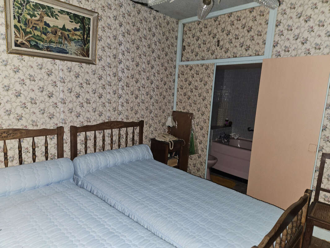 Maison à BUSSIERE-POITEVINE