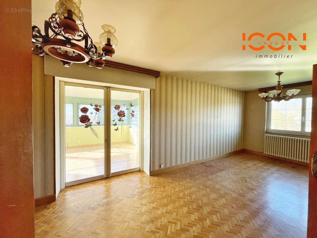 Maison à EVETTE-SALBERT