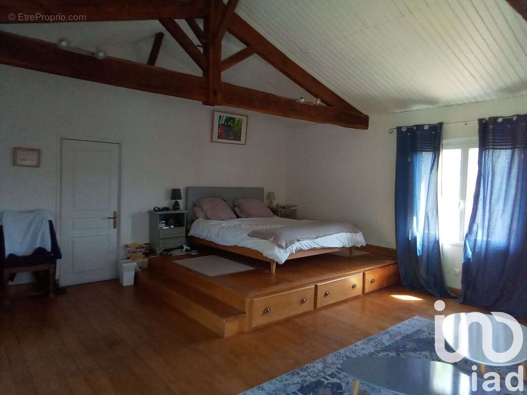 Photo 8 - Maison à CHALAIS