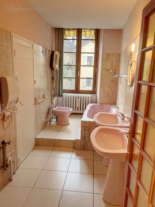 Appartement à AIX-LES-BAINS