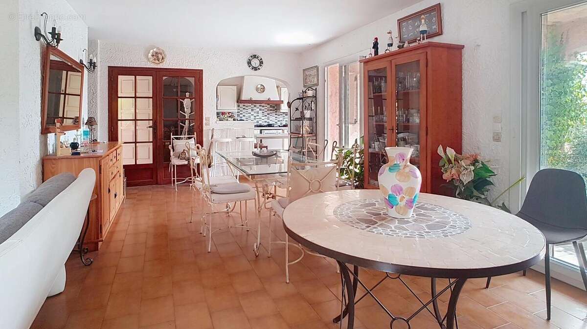 Photo 7 - Maison à FREJUS