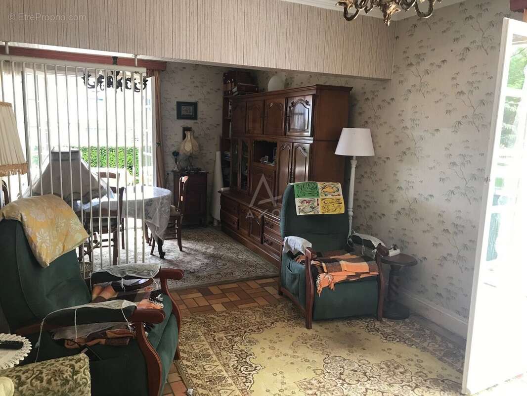 Maison 99 m² à Avrille  - photo 9