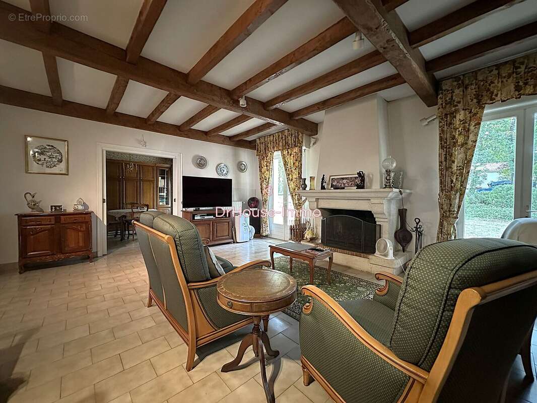 Maison 124 m² à Linars  - photo 5