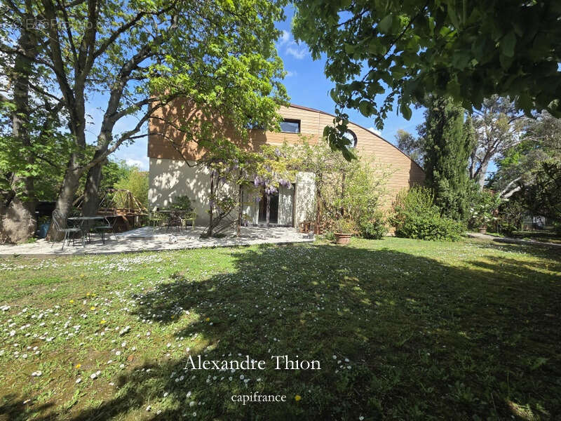 Maison à CALUIRE-ET-CUIRE