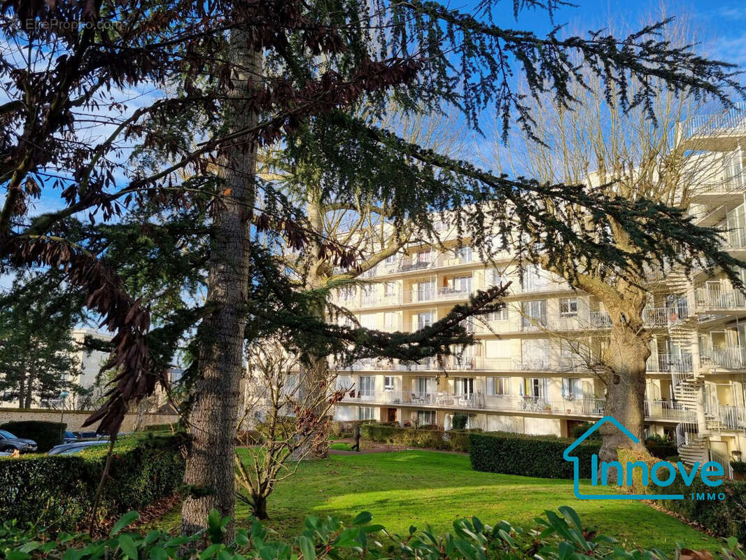 Appartement à VERSAILLES