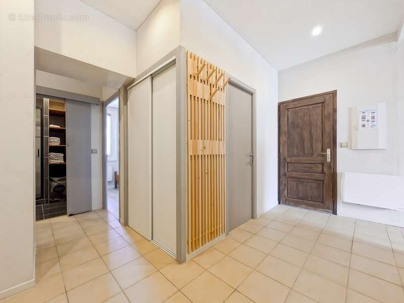 Appartement à NEUVECELLE