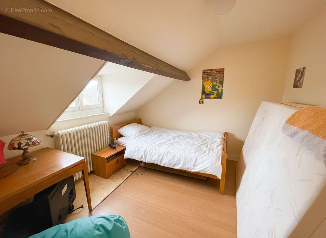 Appartement à MAINVILLIERS