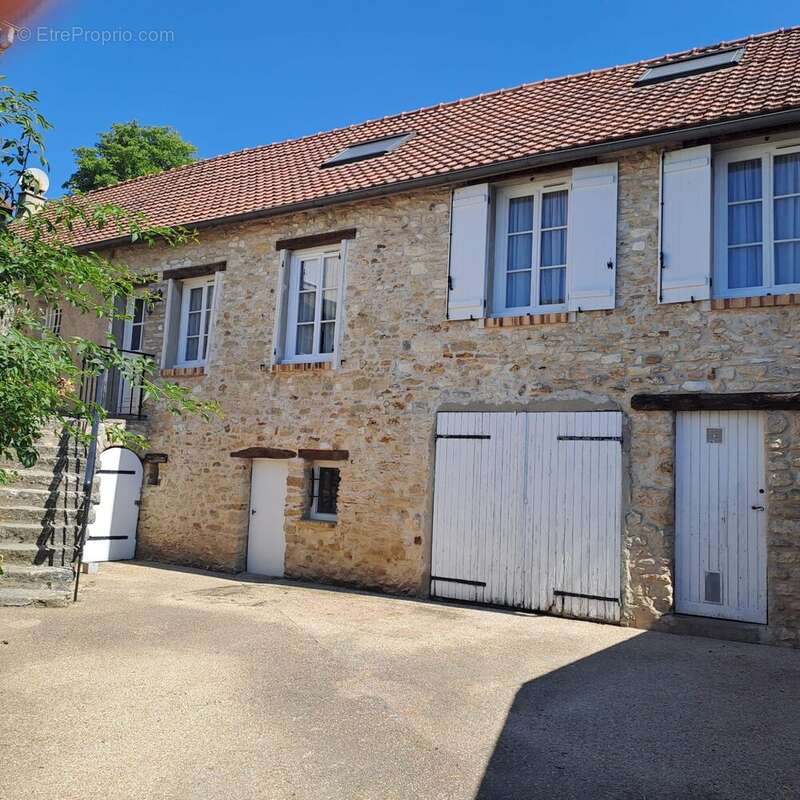 Maison à GUITRANCOURT