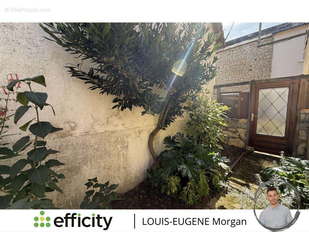 Maison à TOURNON-SAINT-MARTIN