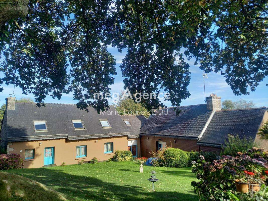 Maison à GUERLESQUIN