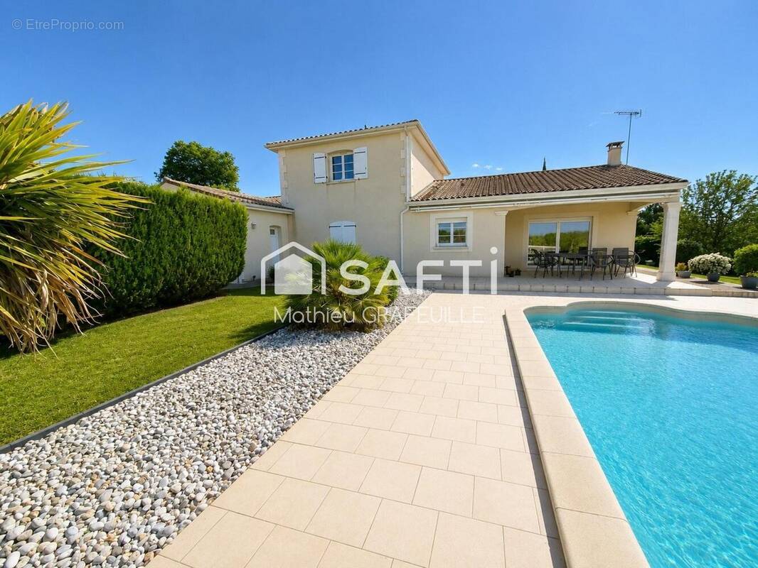 Photo 1 - Maison à ROUILLAC