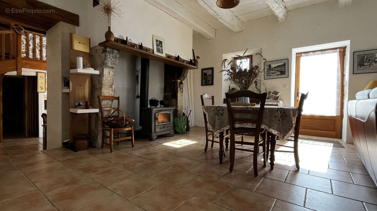 Charmante maison en pierres au cœur de la campagne - photo 10