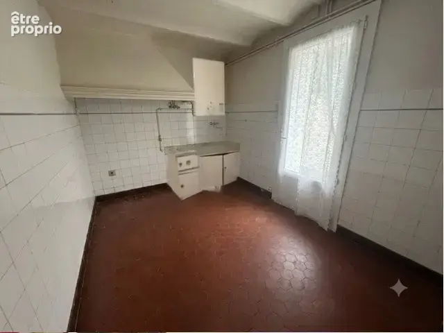 Maison 140 m2 env comprenant 2 appartements a vendre sur marseille - photo 12