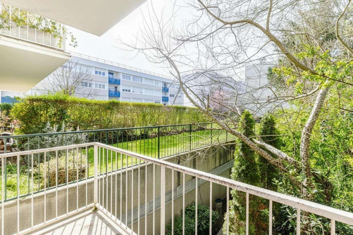 Appartement à GARCHES
