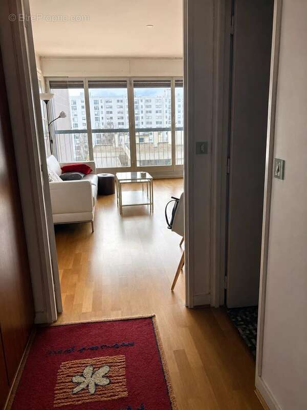 Appartement à PARIS-20E