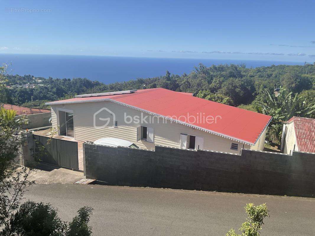  vente – domicile de charme à saint-denis (village du brûlé) - photo 2