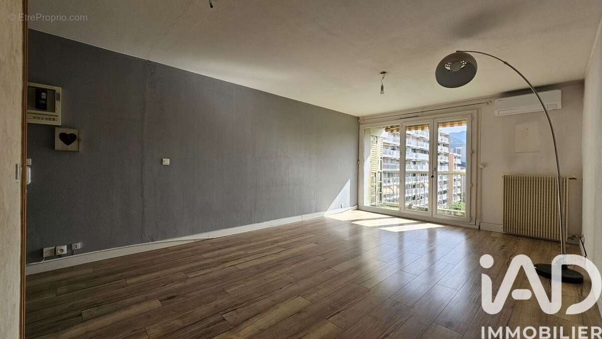 Photo 3 - Appartement à MARSEILLE-10E