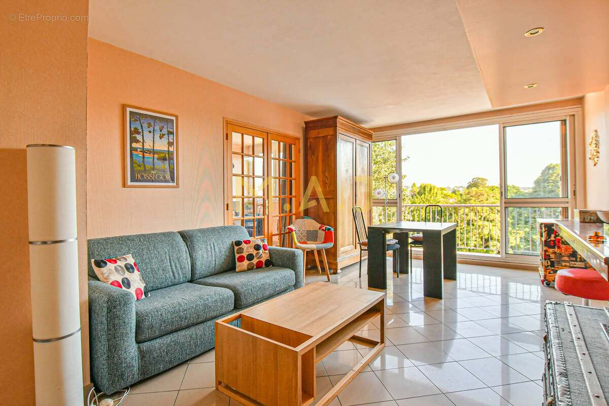 Appartement à LE PERREUX-SUR-MARNE