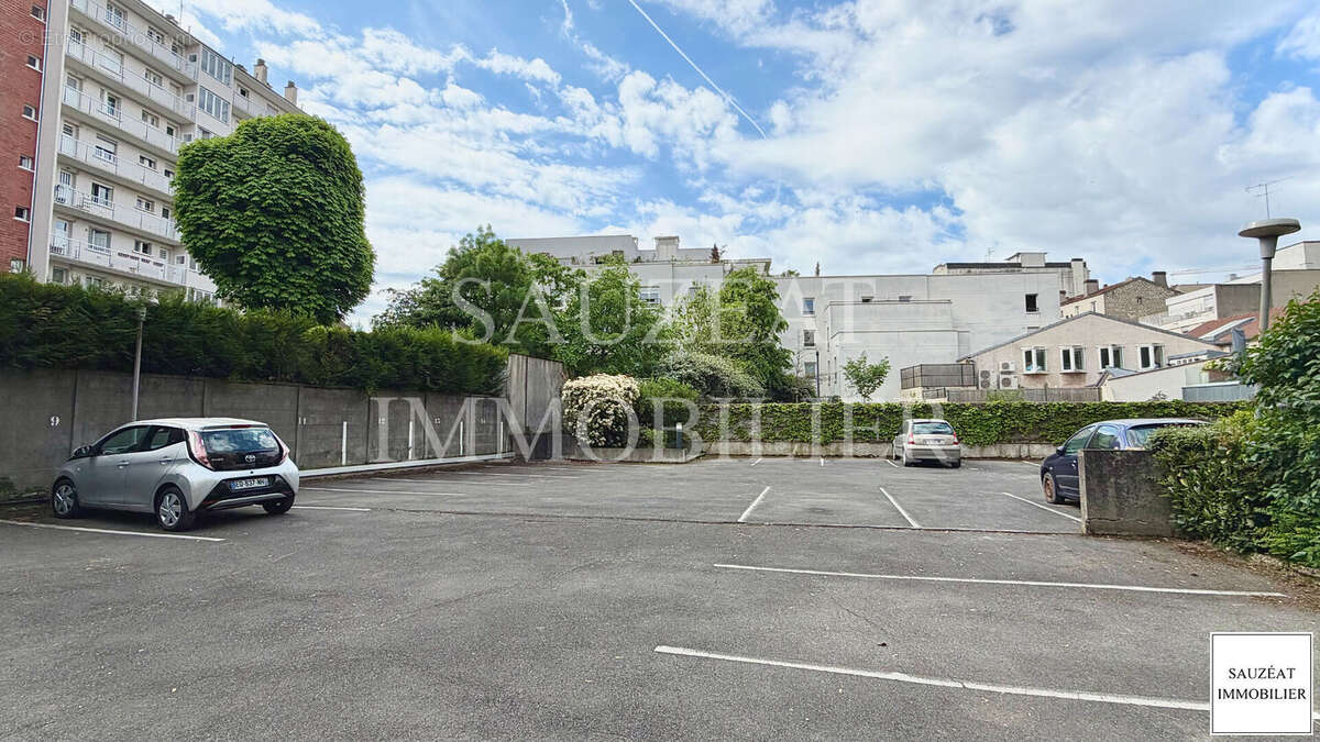 Appartement à MONTROUGE