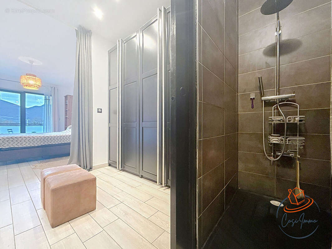 Maison à BELLEGARDE-SUR-VALSERINE