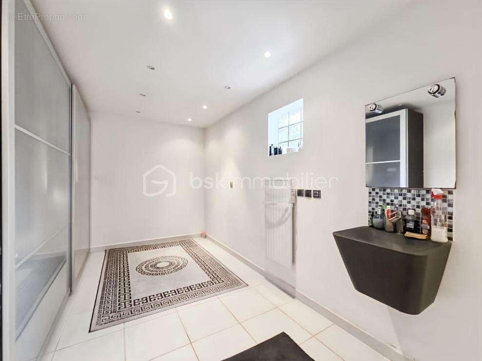 Maison à GOUSSAINVILLE