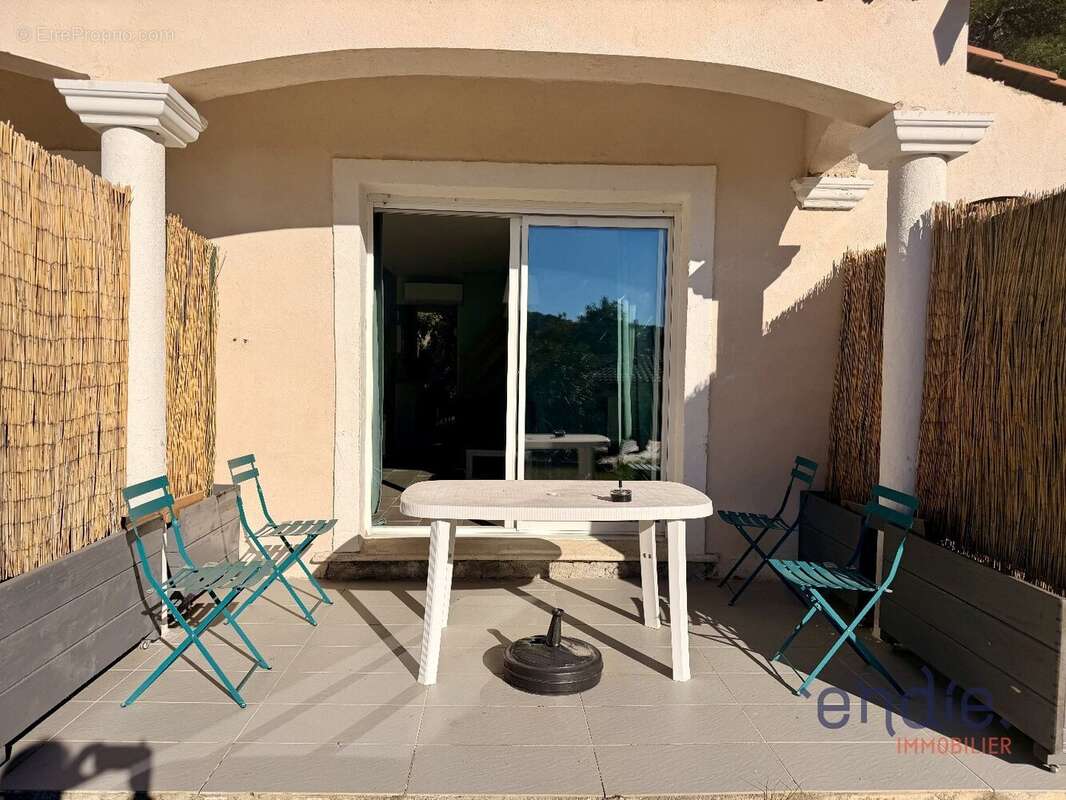 Appartement à SILLANS-LA-CASCADE