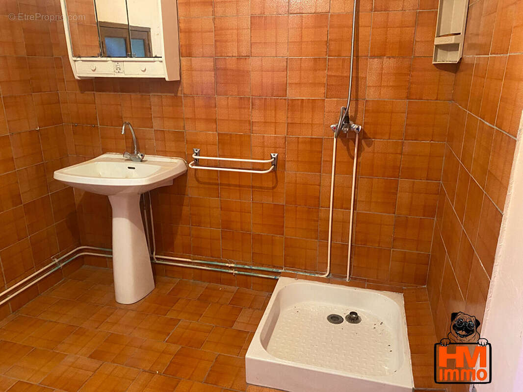 Maison à SAINT-LEGER-LA-MONTAGNE