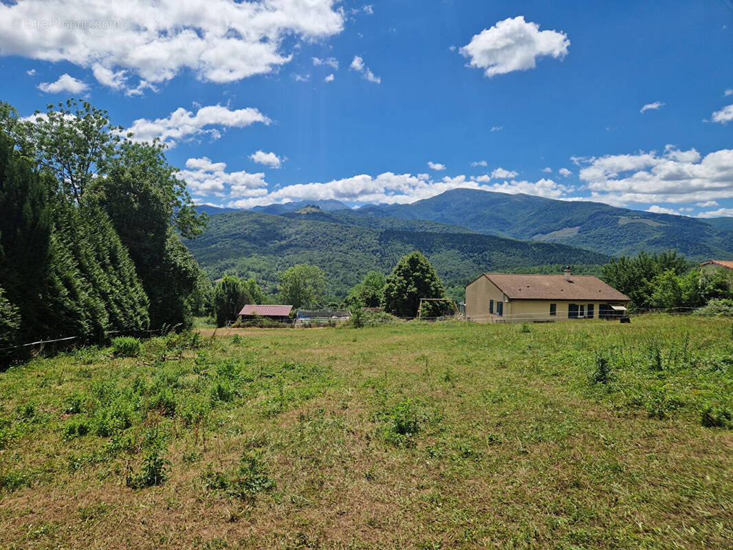 Terrain à SOULA